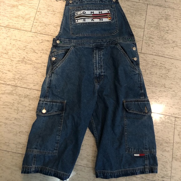 Tommy Hilfiger shorts overalls - Picture 2 of 3